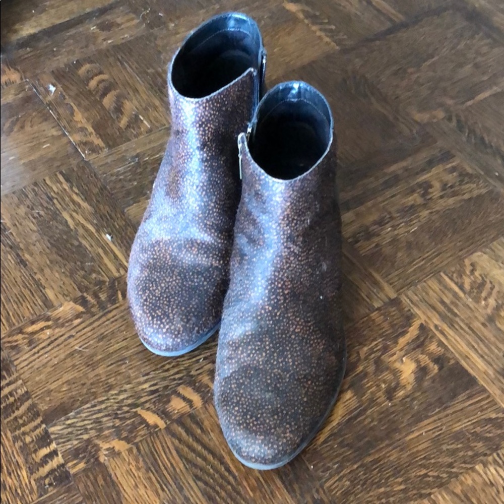 Clark’s spotted booties